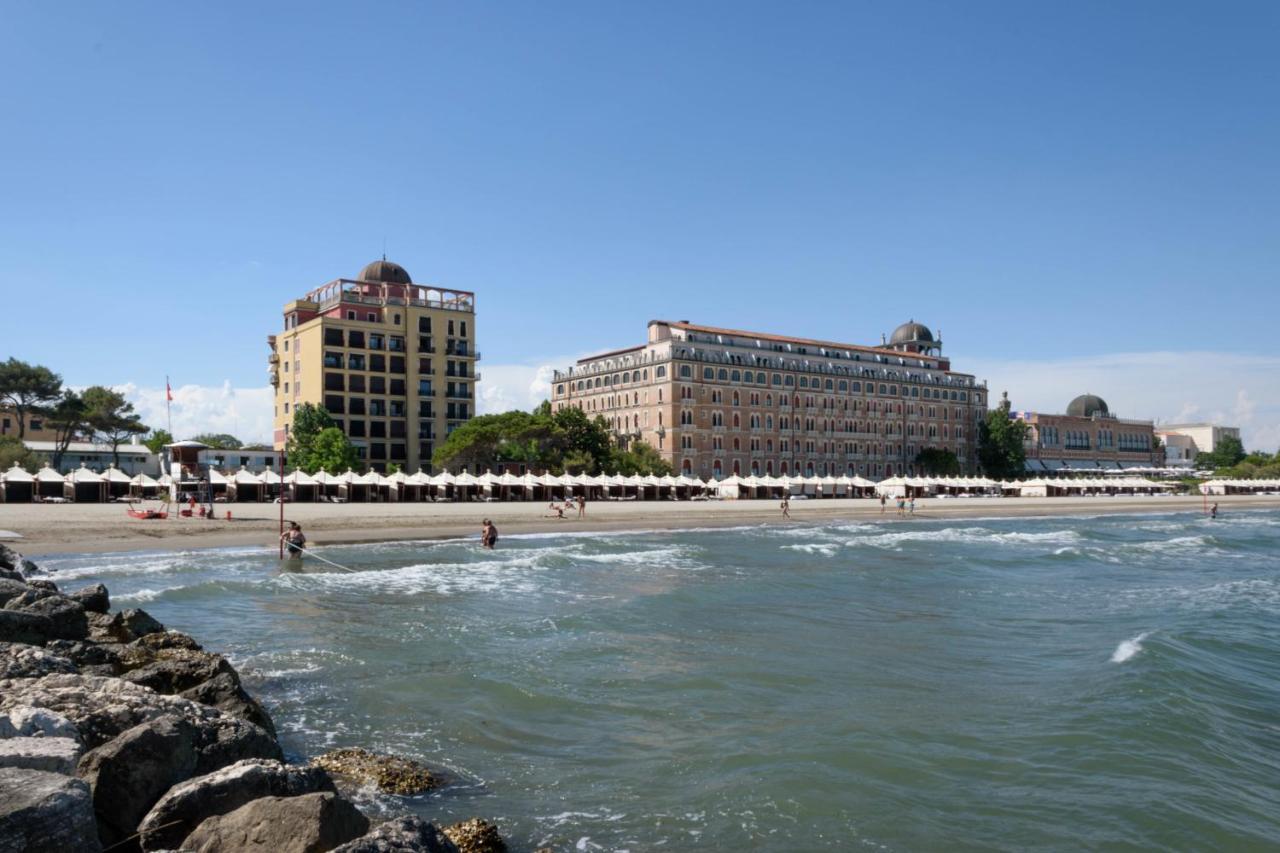 Appartamento Calmo 3Dx Lido di Venezia Luaran gambar
